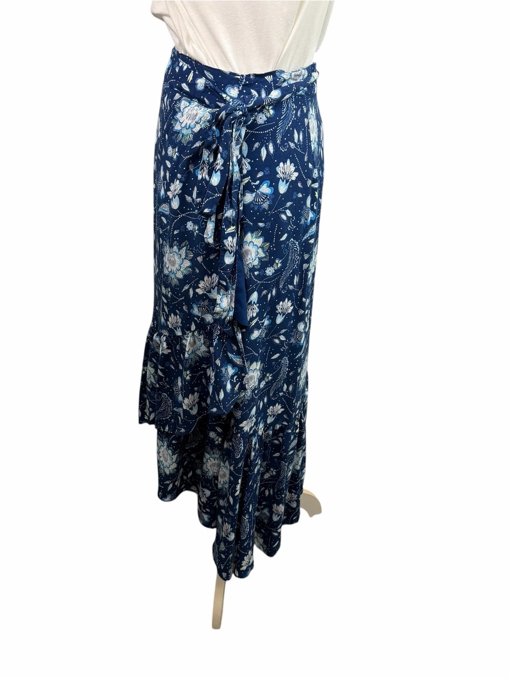 GAP | Blue White Floral Wrap Midi Skirt - Picture 2 of 6